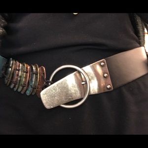 ⭐️ Hammered Metal Leather Statement Belt